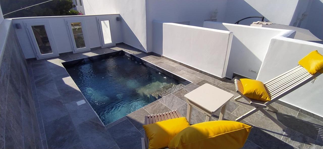 Chariot Apartments Santorini Kamári Exteriör bild