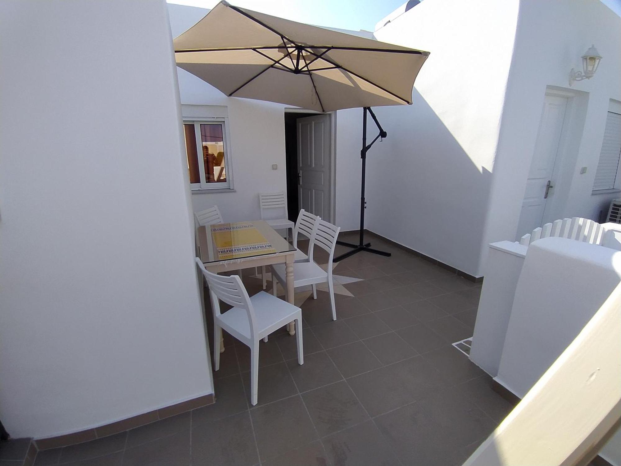 Chariot Apartments Santorini Kamári Exteriör bild