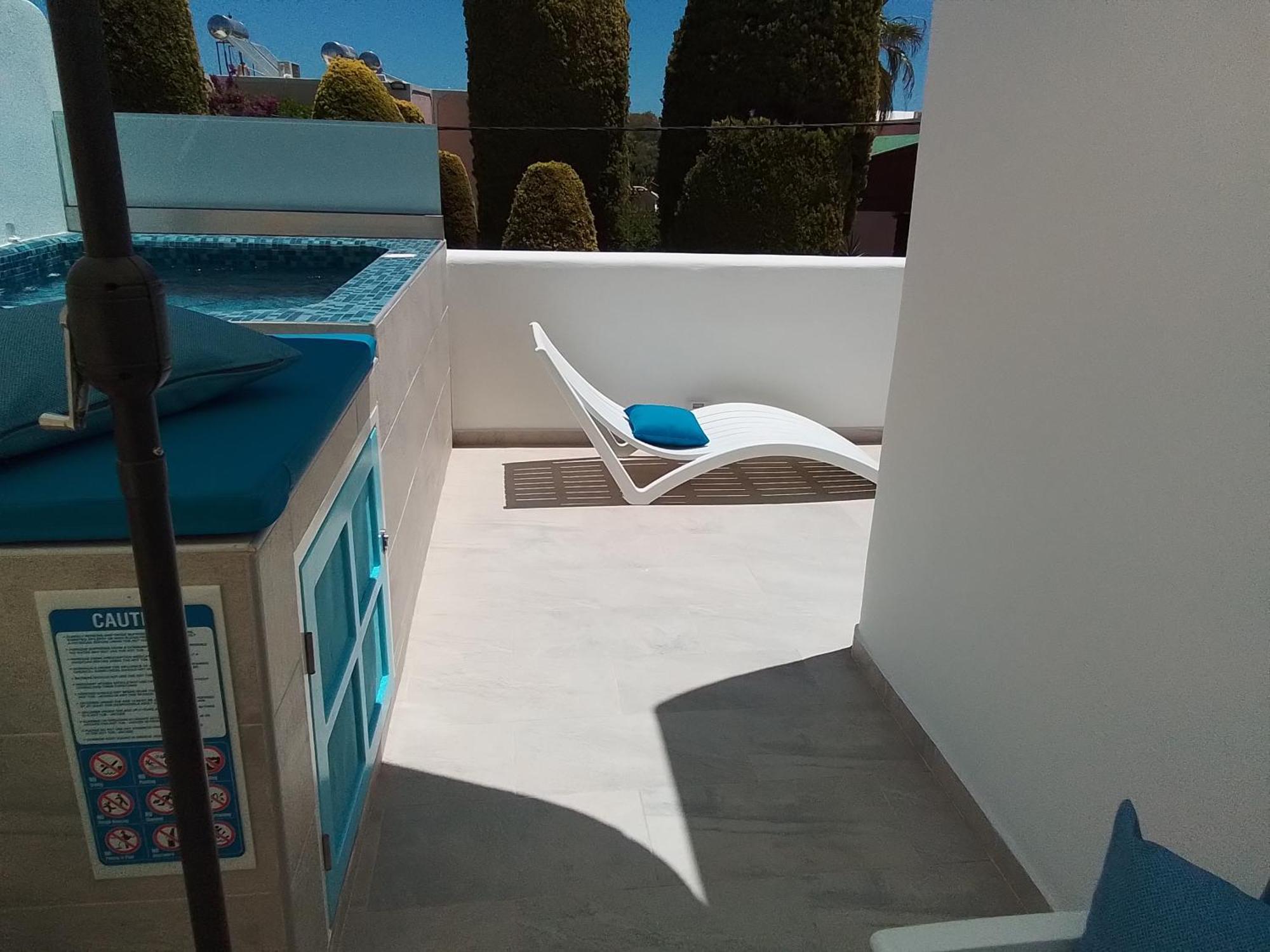 Chariot Apartments Santorini Kamári Exteriör bild
