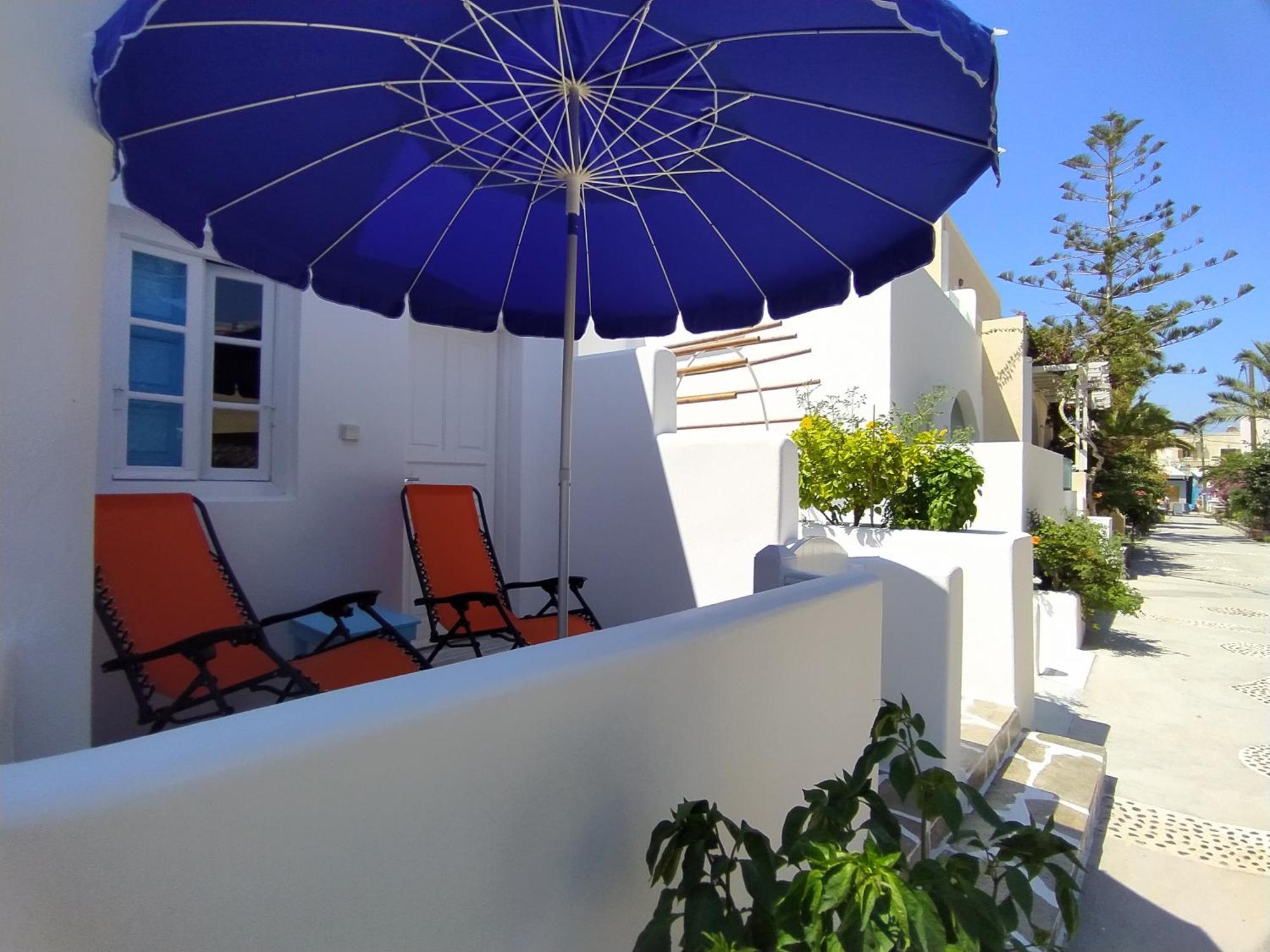 Chariot Apartments Santorini Kamári Exteriör bild